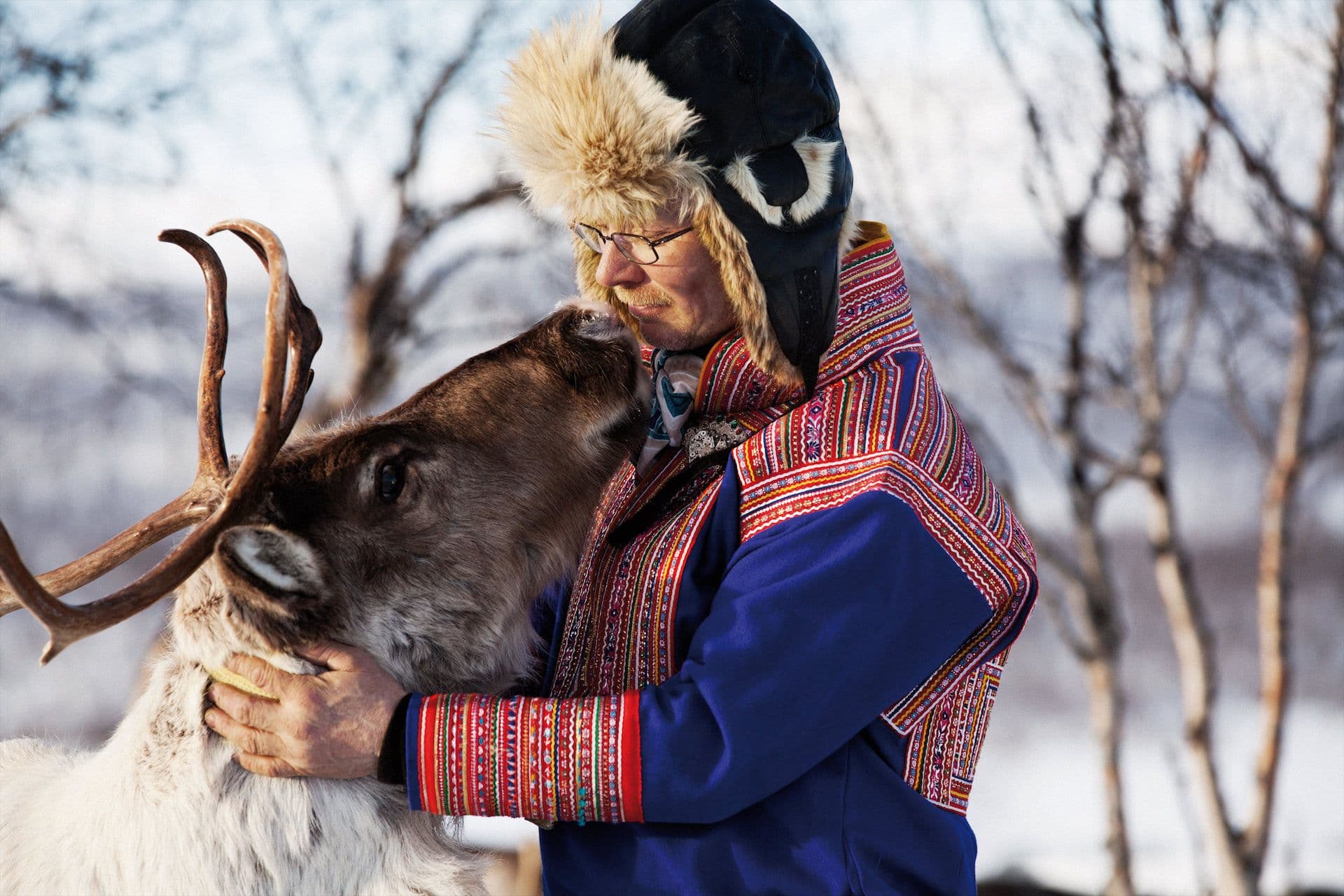 sami met rendier lapland